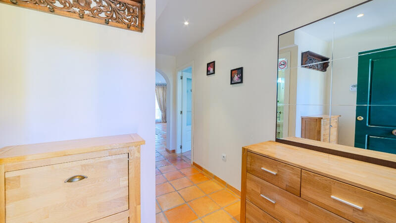 3 Schlafzimmer Stadthaus zu verkaufen