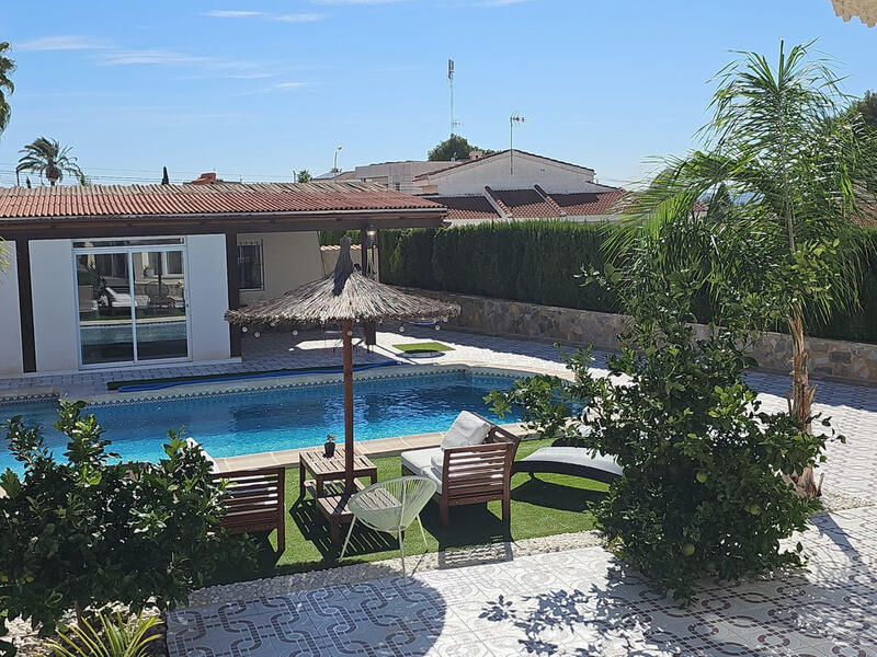 4 bedroom Villa for sale