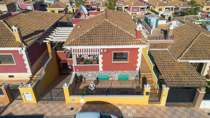 Villa for sale in Bigastro, Alicante