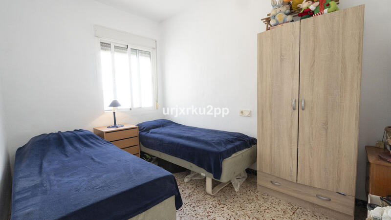 3 slaapkamer Gezinswoning Te koop