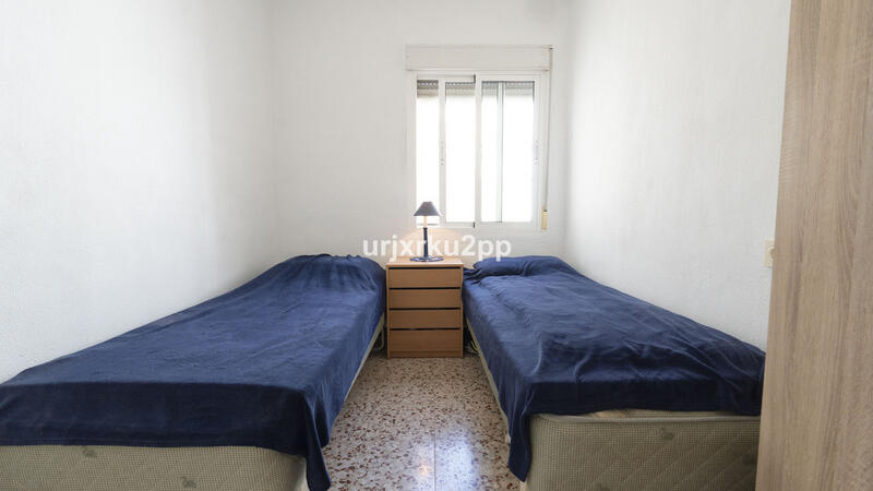 3 slaapkamer Gezinswoning Te koop