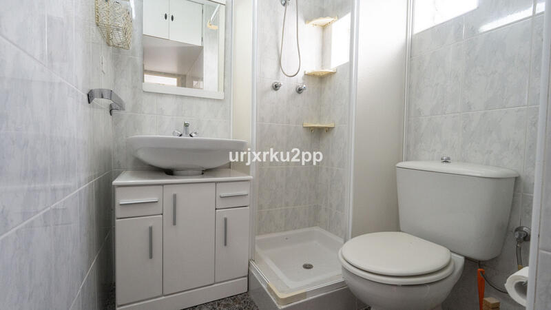 3 slaapkamer Gezinswoning Te koop