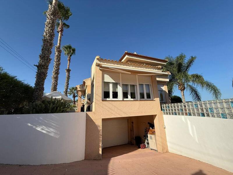 3 Schlafzimmer Villa zu verkaufen