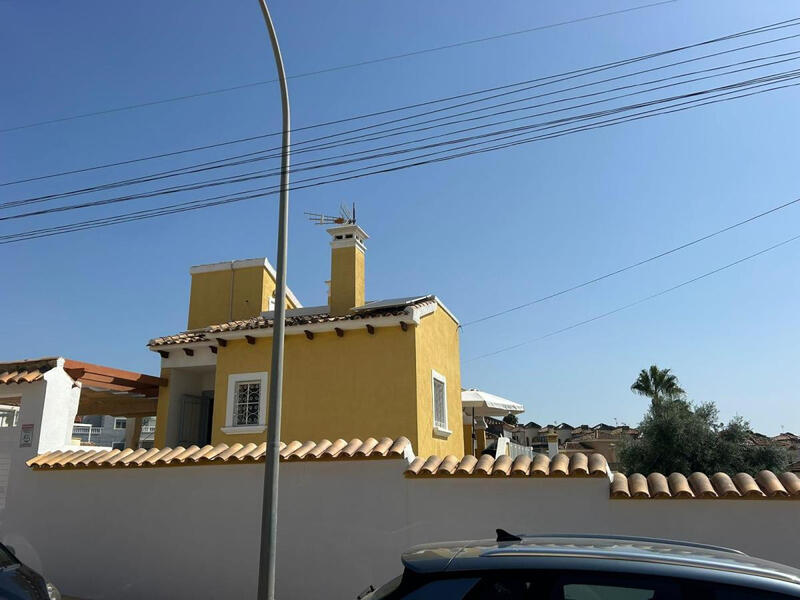 3 Cuarto Villa en venta