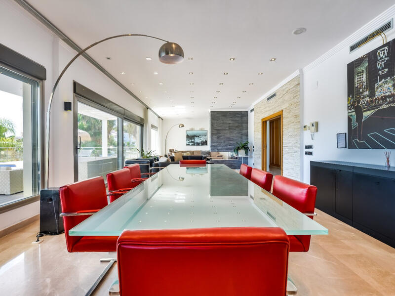 6 Cuarto Villa en venta