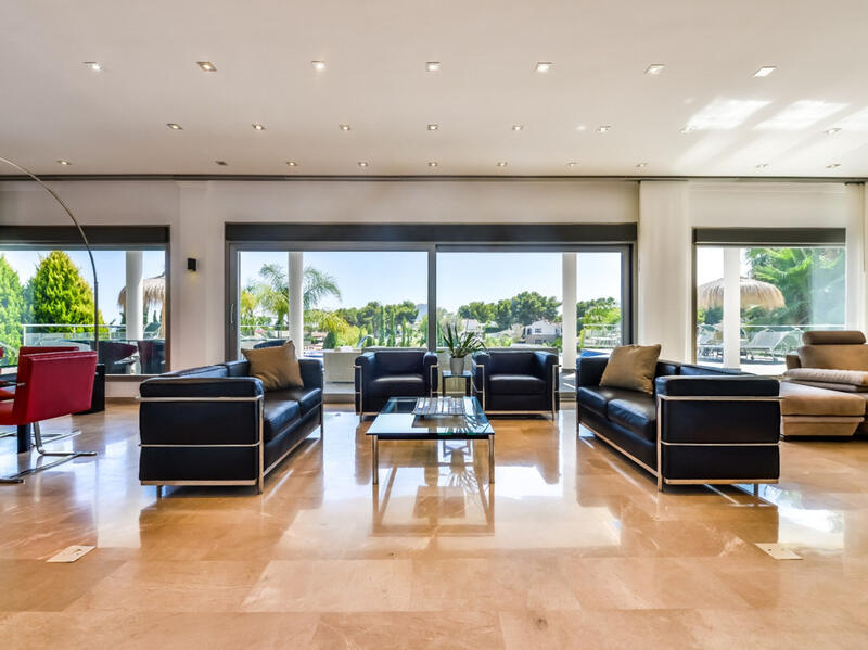6 Cuarto Villa en venta