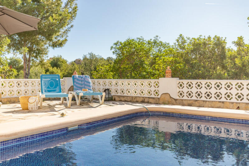 Villa zu verkaufen in Teulada, Alicante