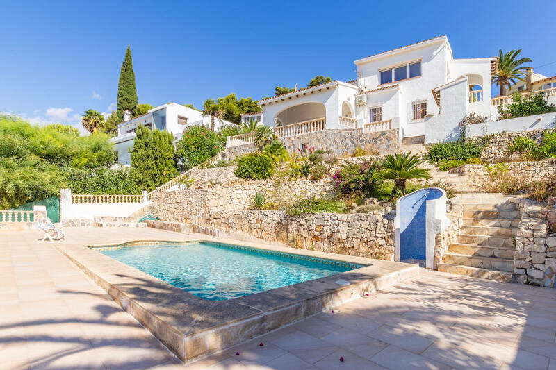Villa til salg i Teulada, Alicante