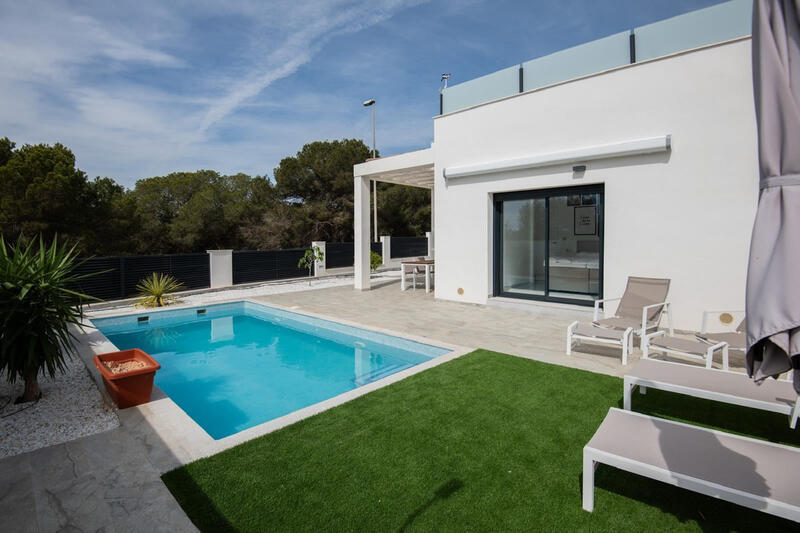 3 Cuarto Villa en venta