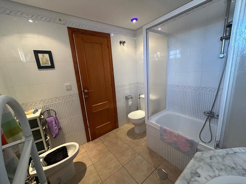 3 Cuarto Adosado en venta