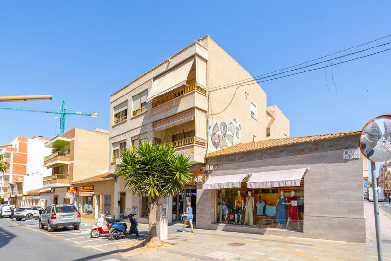 Leilighet til salgs i Torrevieja, Alicante