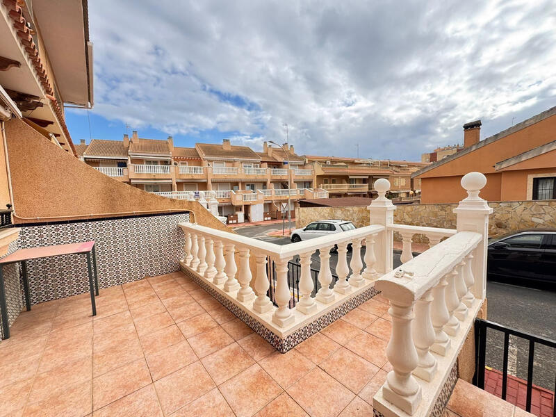 4 Cuarto Adosado en venta