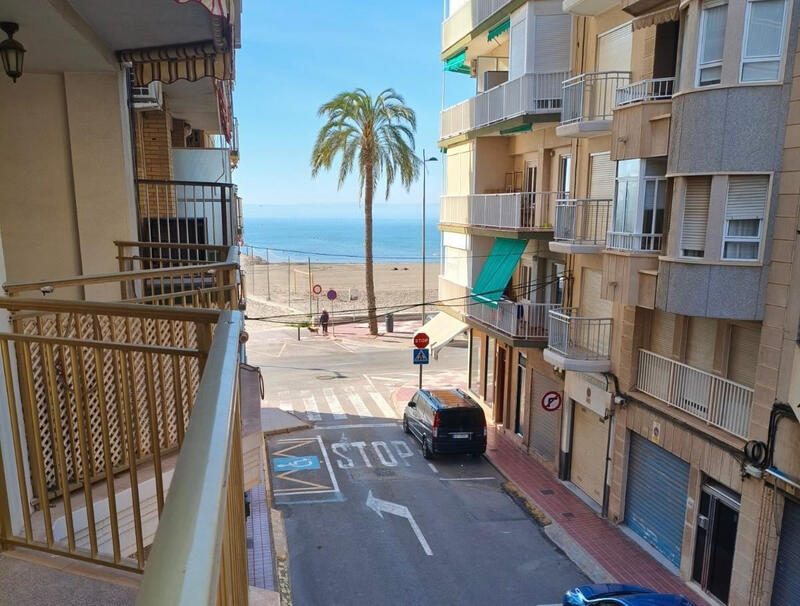 Lägenhet till salu i Santa Pola, Alicante