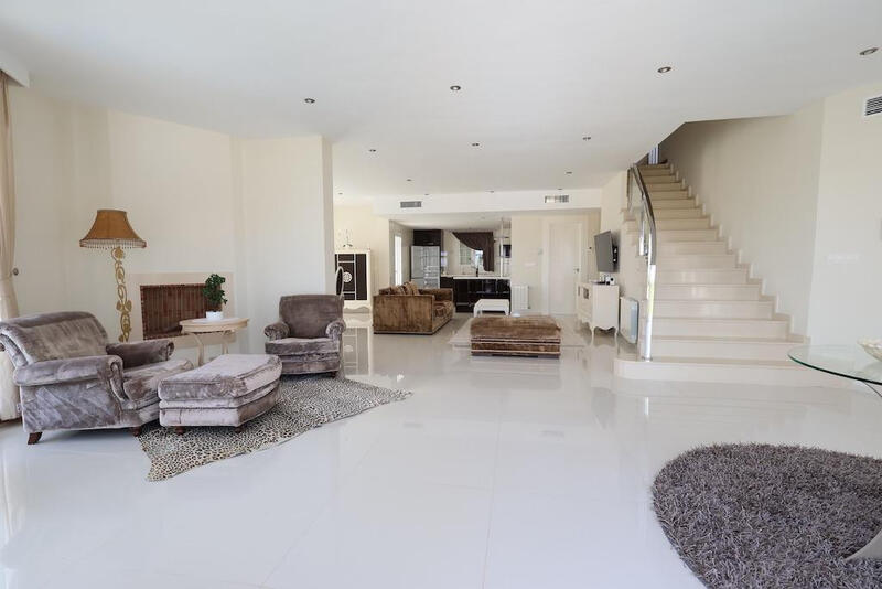 5 Cuarto Villa en venta