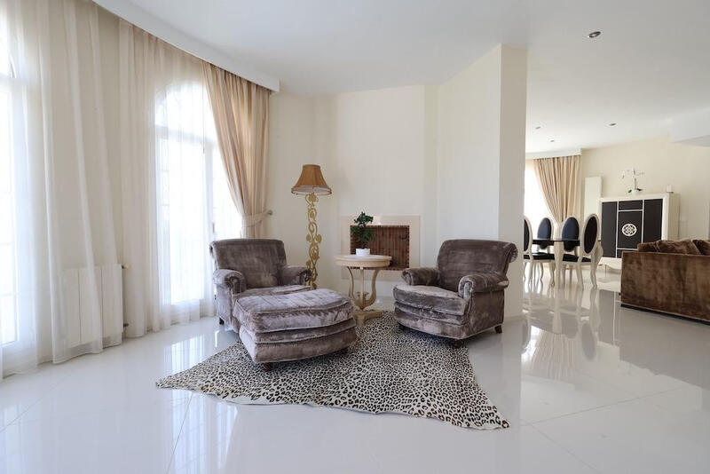 5 Cuarto Villa en venta