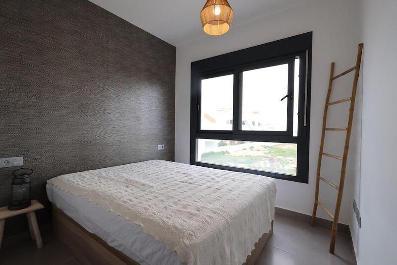 2 Schlafzimmer Villa zu verkaufen