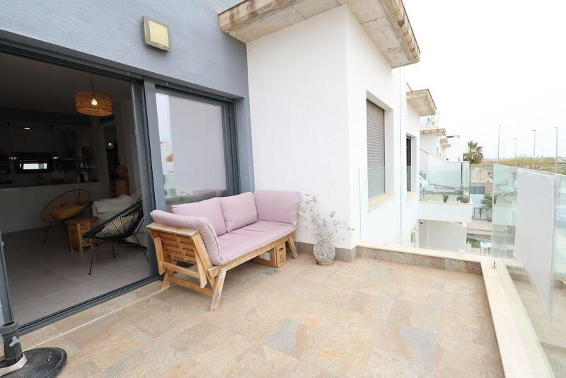 2 Schlafzimmer Villa zu verkaufen
