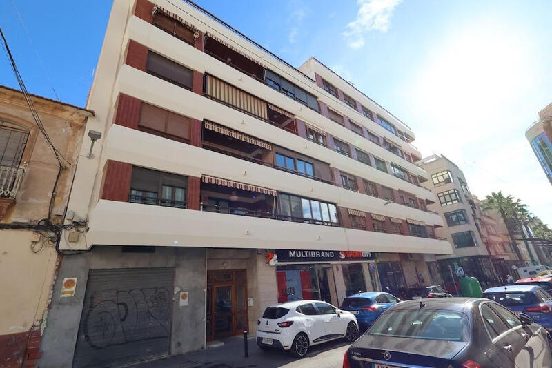 Lejlighed til salg i Torrevieja, Alicante