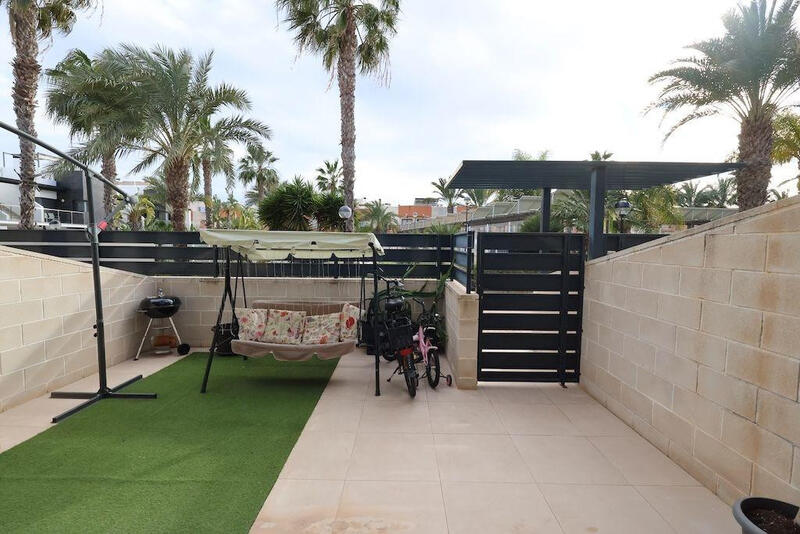 3 bedroom Townhouse for sale