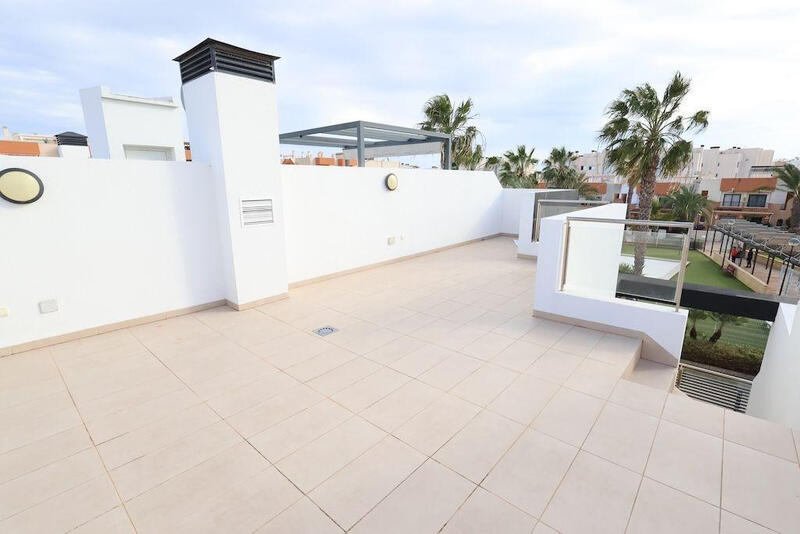 3 bedroom Townhouse for sale