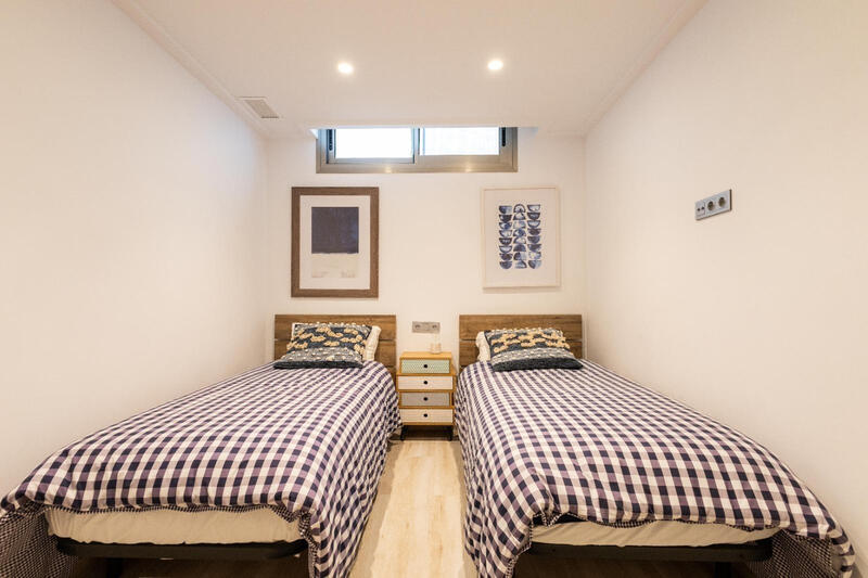 4 Cuarto Villa en venta