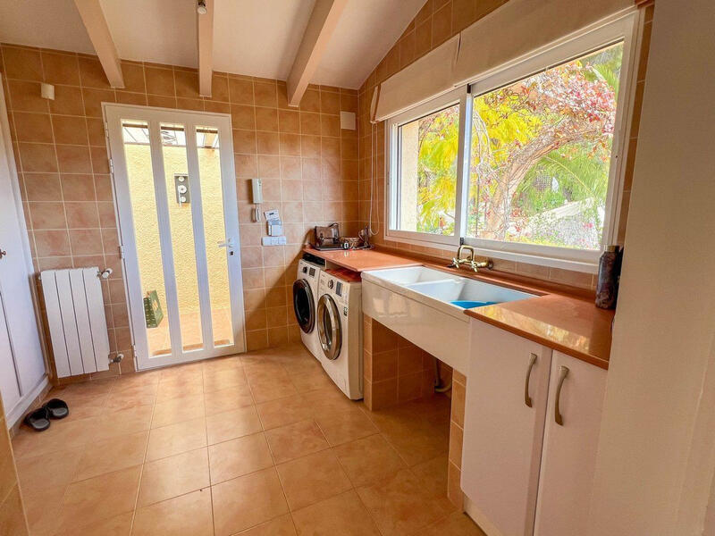 5 Schlafzimmer Villa zu verkaufen