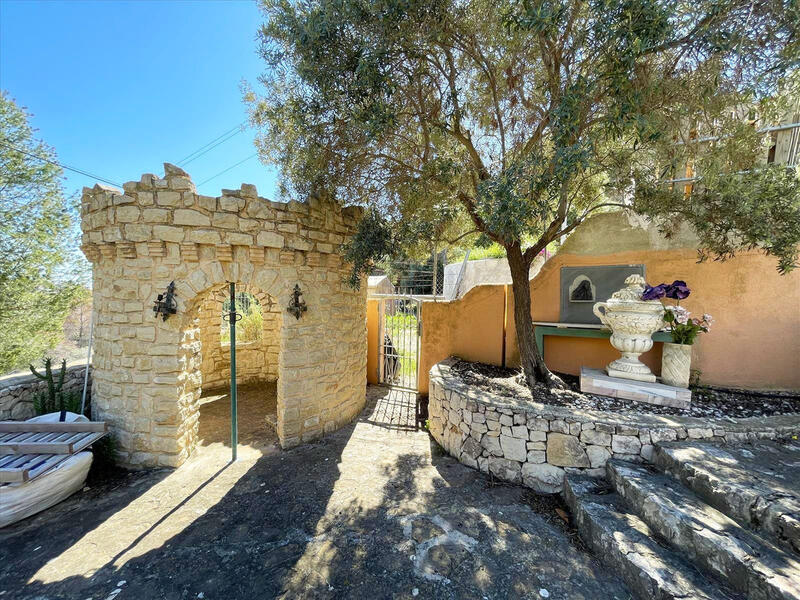8 Cuarto Villa en venta