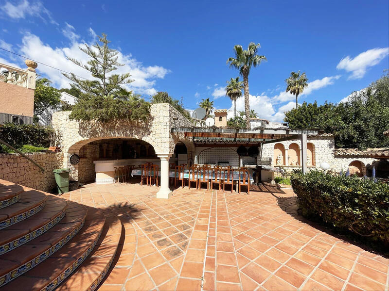 8 Cuarto Villa en venta