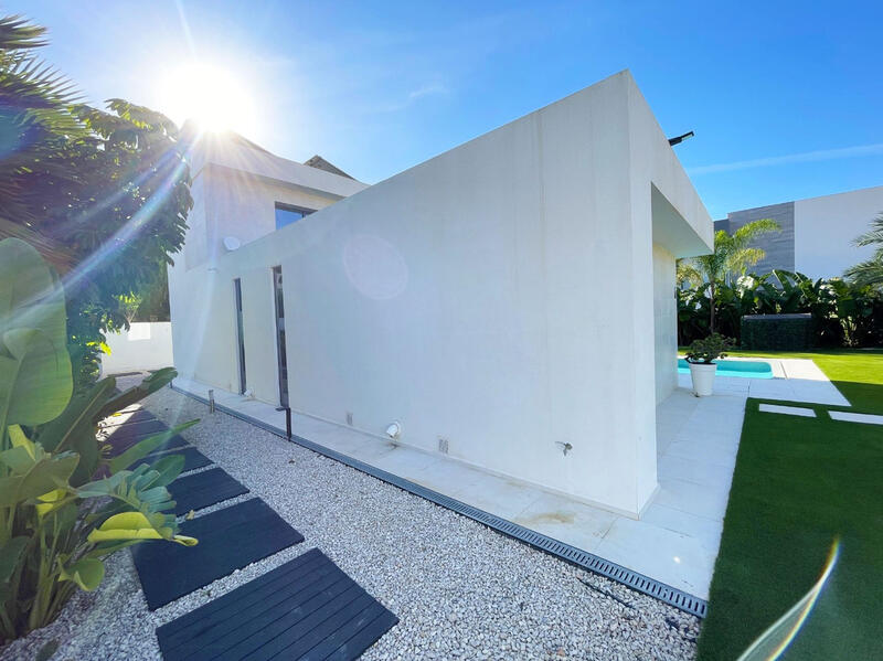 2 Schlafzimmer Villa zu verkaufen