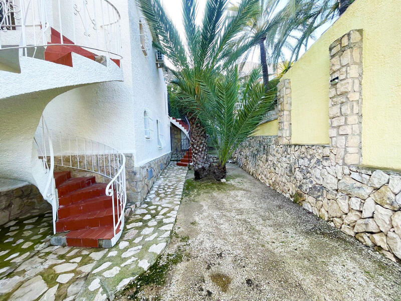 4 bedroom Villa for sale