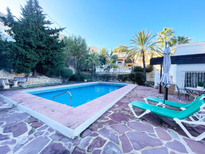 4 bedroom Villa for sale