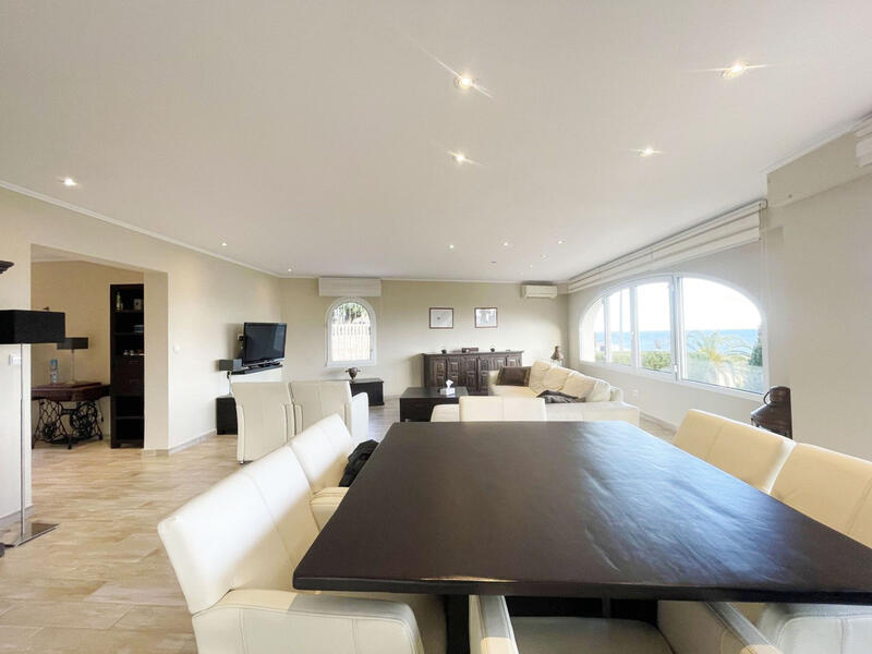 6 soveværelse Villa til salg