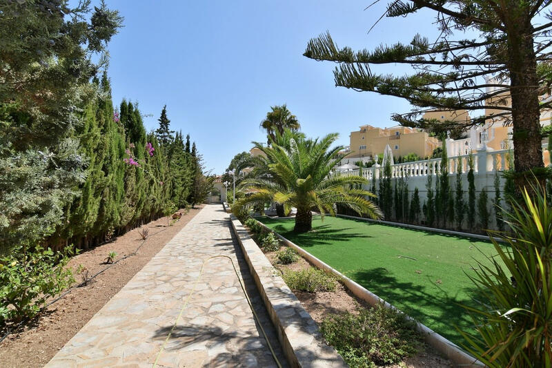 5 Cuarto Villa en venta