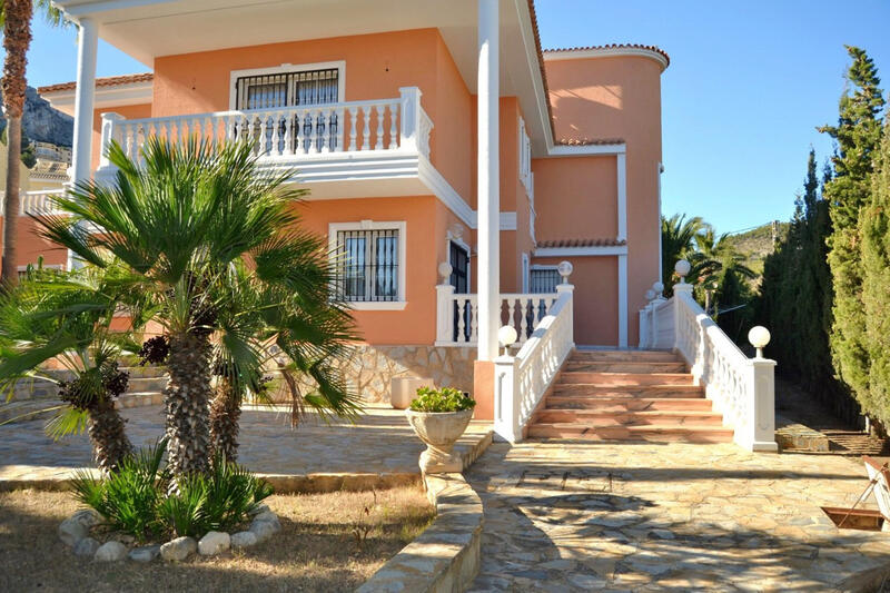 5 Cuarto Villa en venta