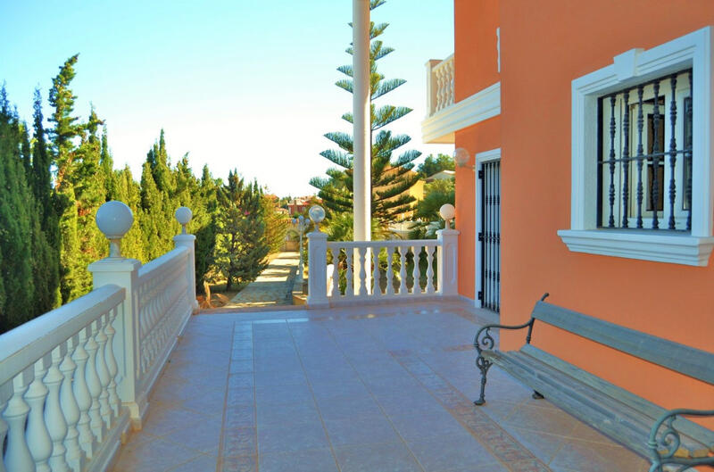 5 Cuarto Villa en venta