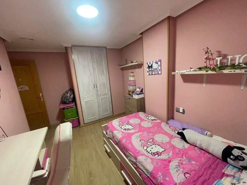 4 chambre Appartement à vendre
