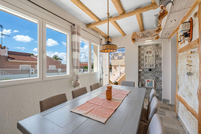 7 bedroom Villa for sale