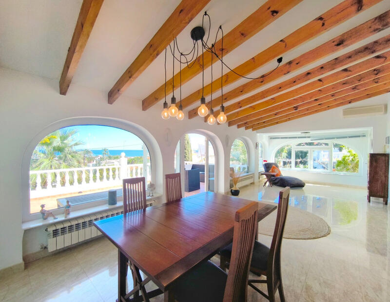 5 Cuarto Villa en venta