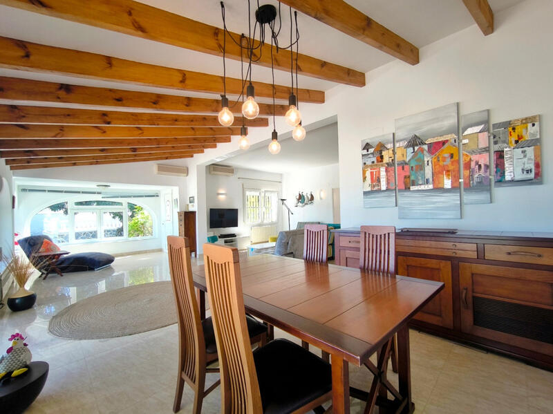 5 Cuarto Villa en venta