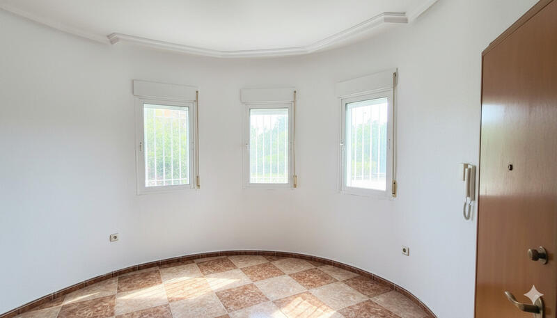 4 slaapkamer Villa Te koop