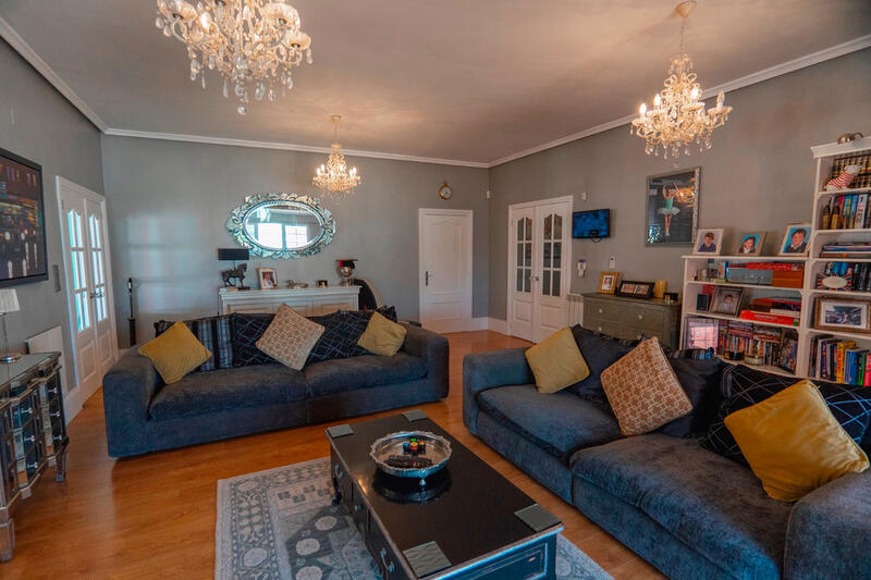 6 chambre Villa à vendre