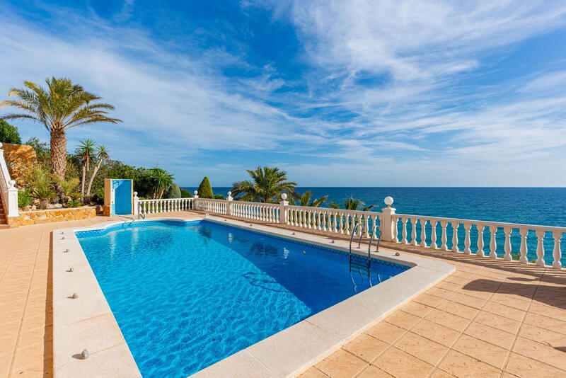 3 Cuarto Villa en venta