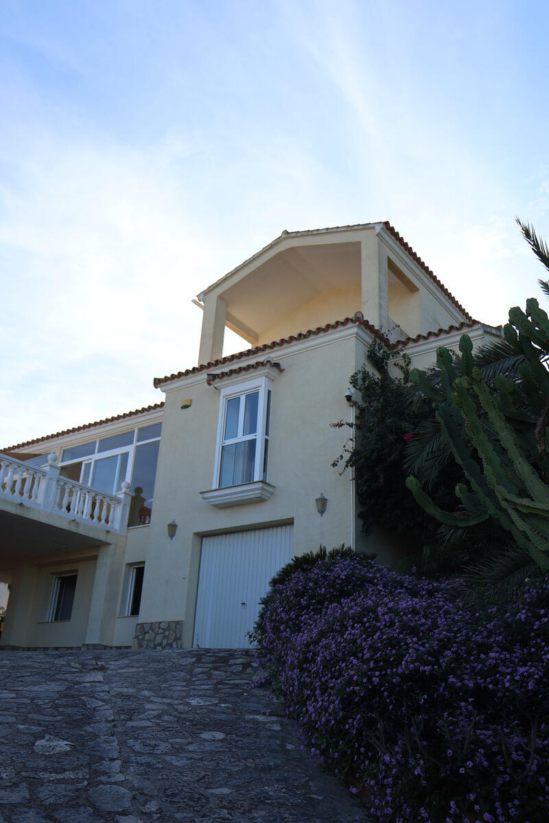 3 bedroom Villa for sale
