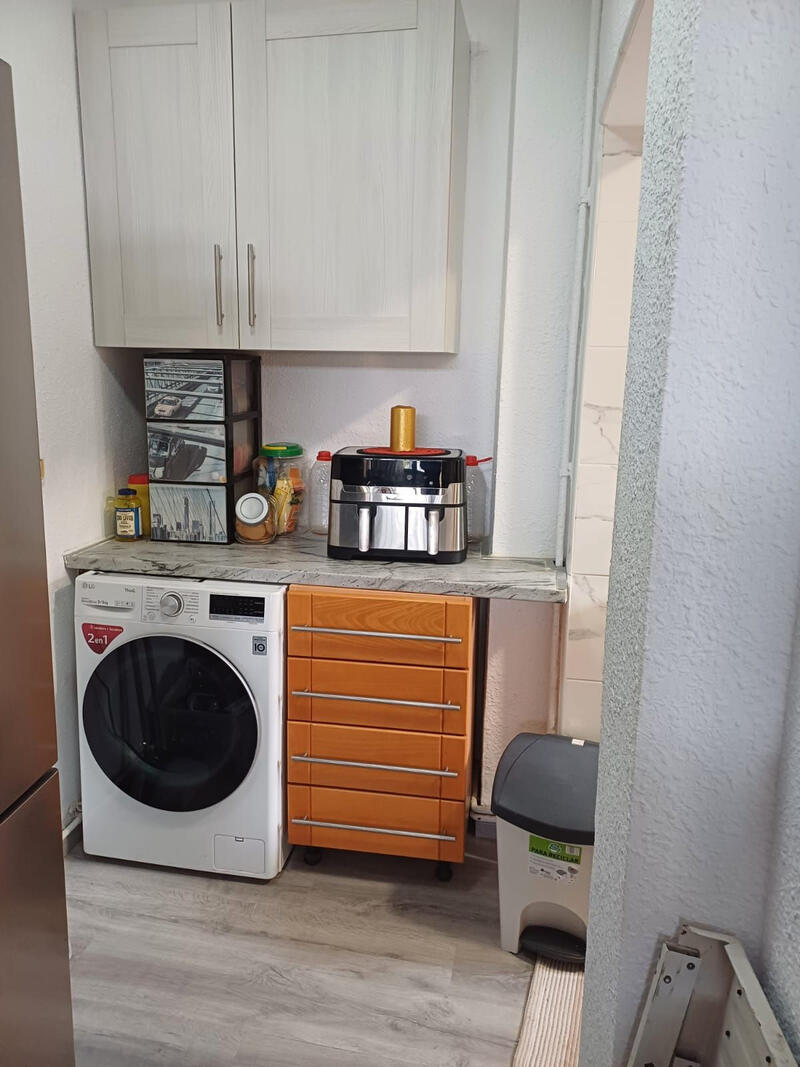 2 slaapkamer Gezinswoning Te koop