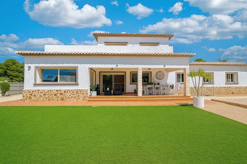 4 Cuarto Villa en venta