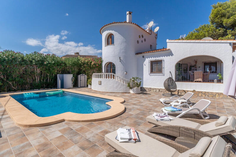 Villa en venta en Benissa, Alicante