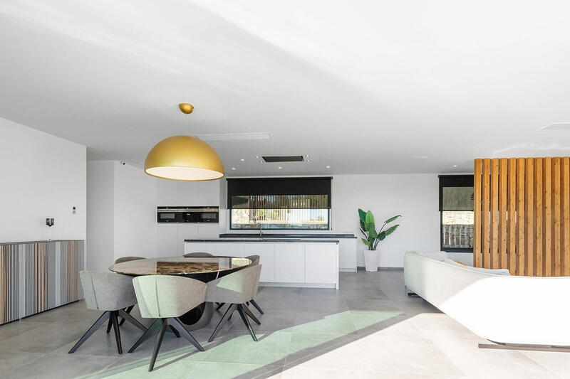 4 Cuarto Villa en venta