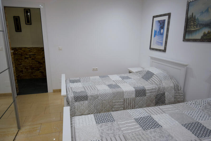 6 Cuarto Villa en venta