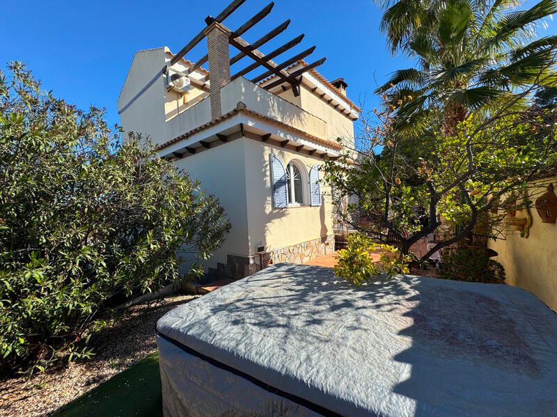 5 chambre Villa à vendre
