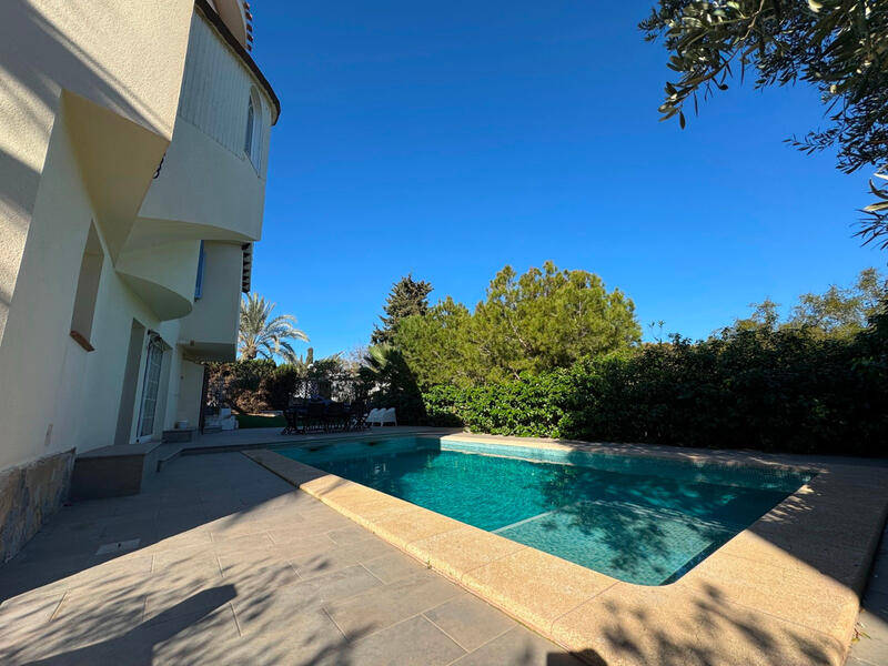 5 chambre Villa à vendre